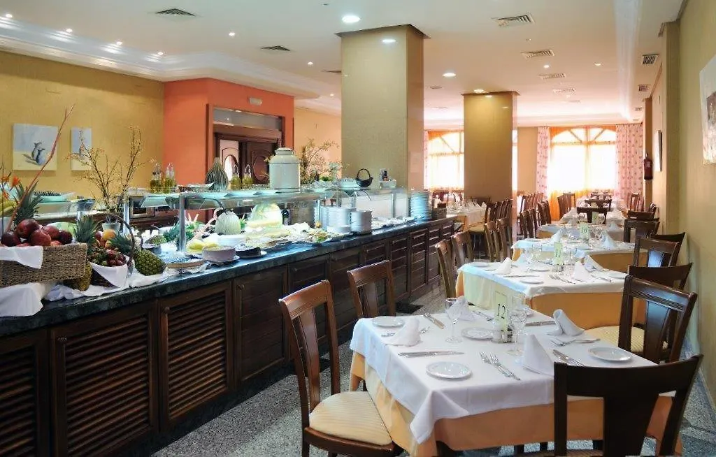 Hotel Vivemar Бенальмадена