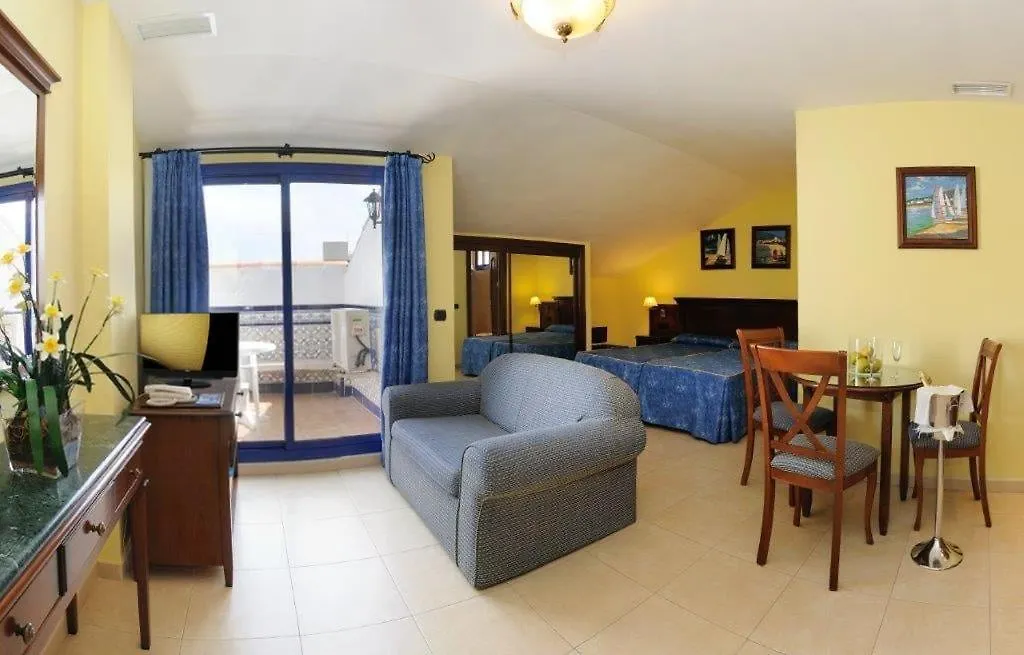 Hotel Vivemar Бенальмадена 4*,